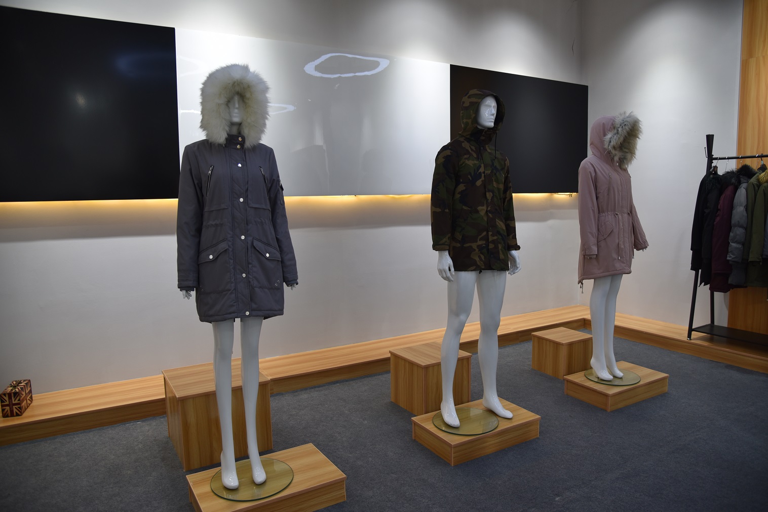 Gaoyou Baidi Garments Co., Ltd. Down Jackets