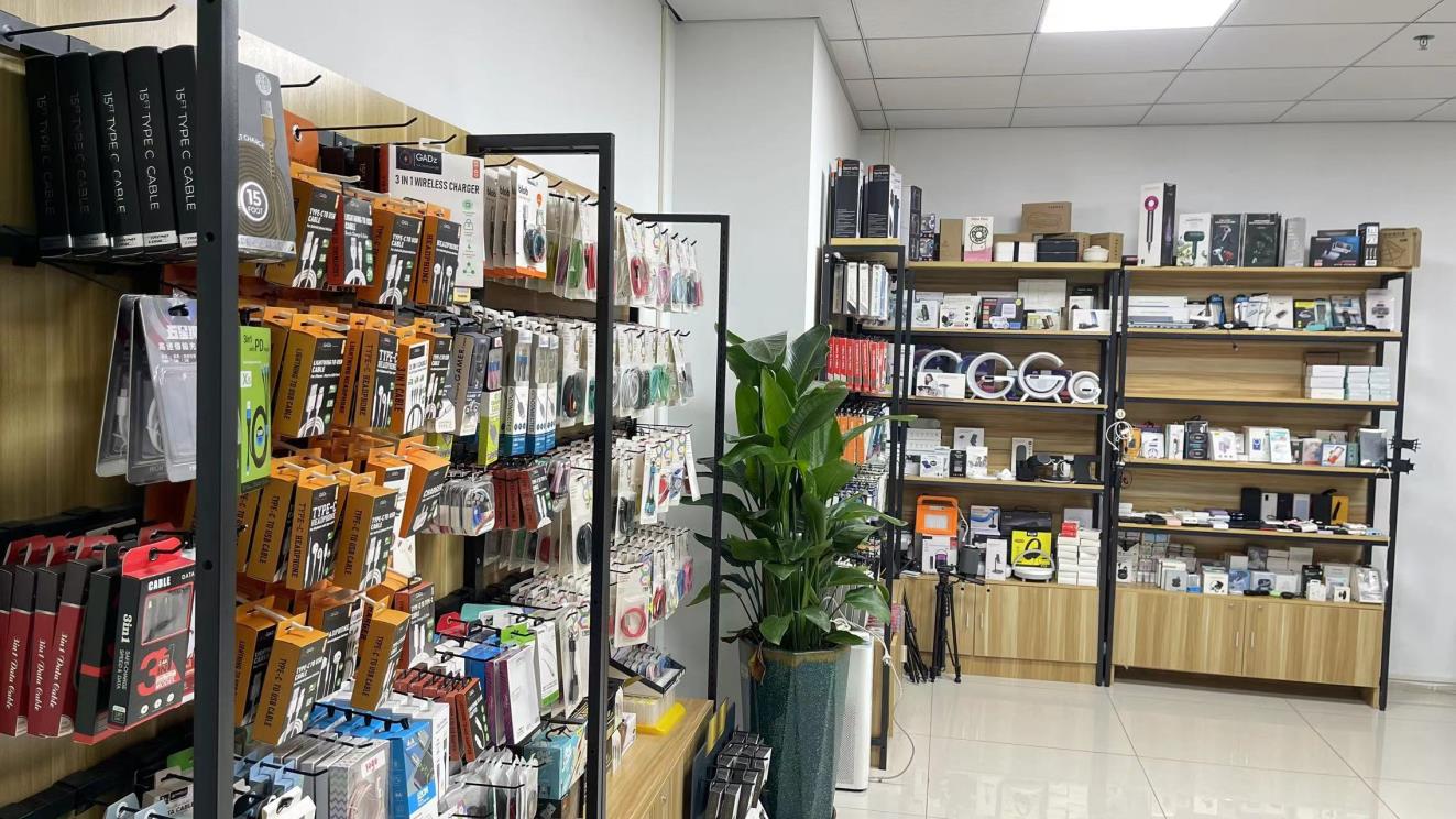 Shenzhen Yuwo Technology Co., Ltd. Chargers