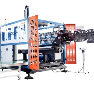 IML Injection Molding Robot For Milk Tea Cups 500ml/700ml/900ml In Mold Labeling Side Entry Robot