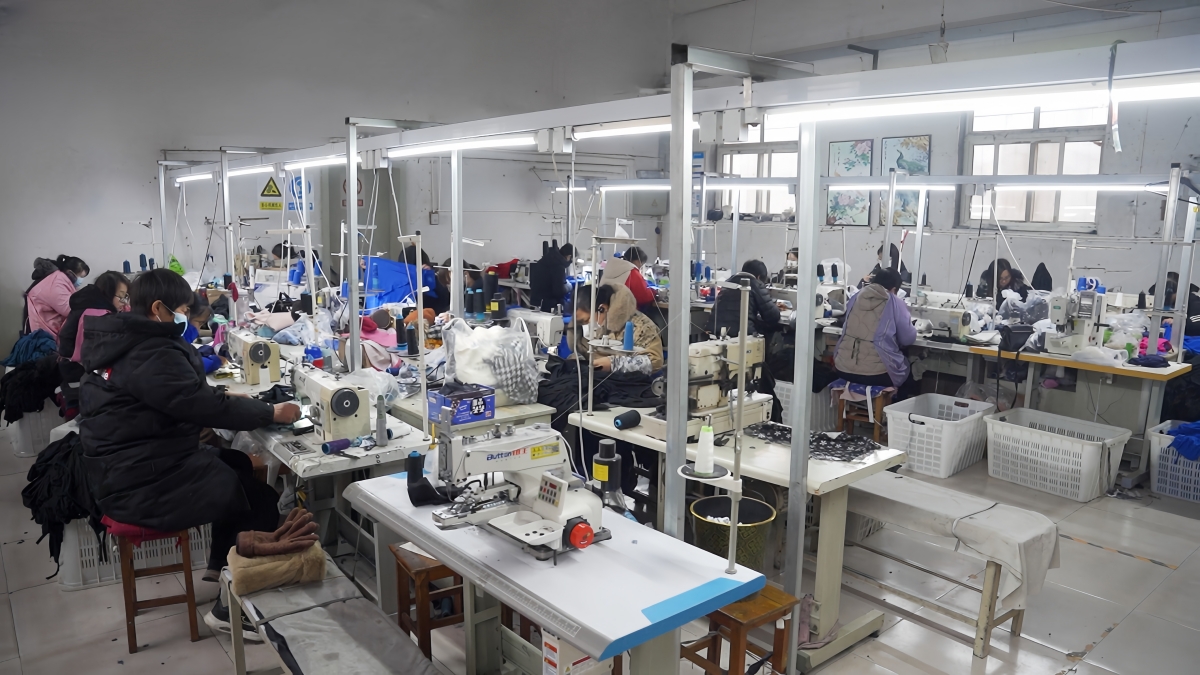 Hengshui Zhuoma Technology Co., Ltd. Hoodies