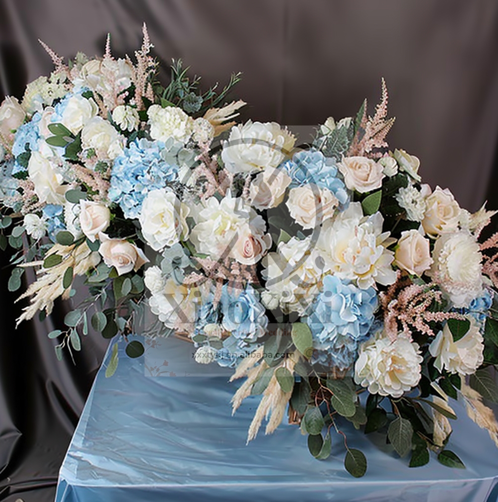 Xinzheng Xiaoxixi Sports Technology Co., Ltd. XXX Amazon Ebay Glitter Spray Floral Artificial Flowers for Wreath Christmas Tree Ornaments Poinsettia