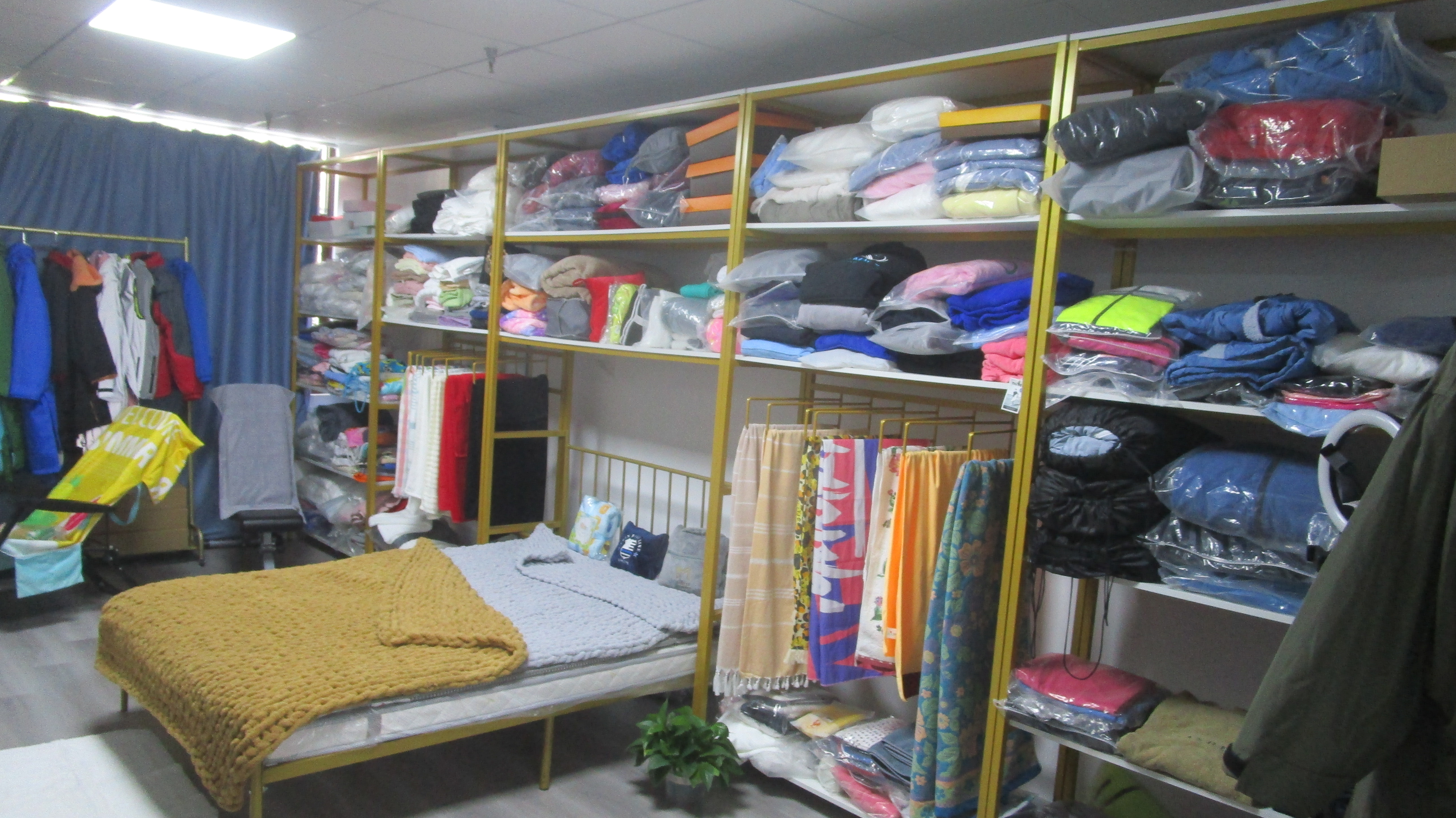 Huaian Goodlife Textile Co., Ltd. Surf Poncho Towel