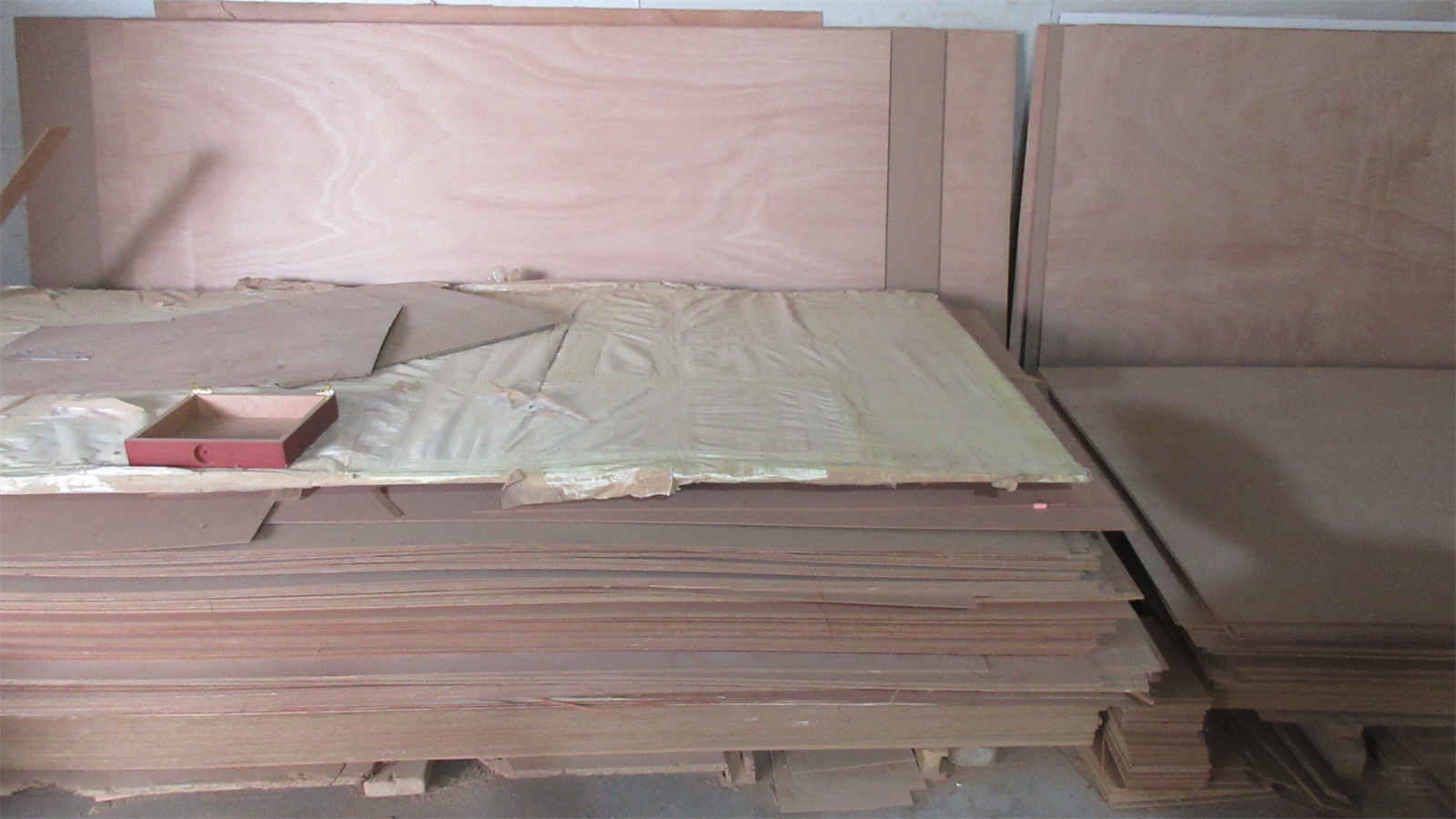 Shenzhen Genesis Crafts & Gifts Co., Ltd. Cigar Humidor