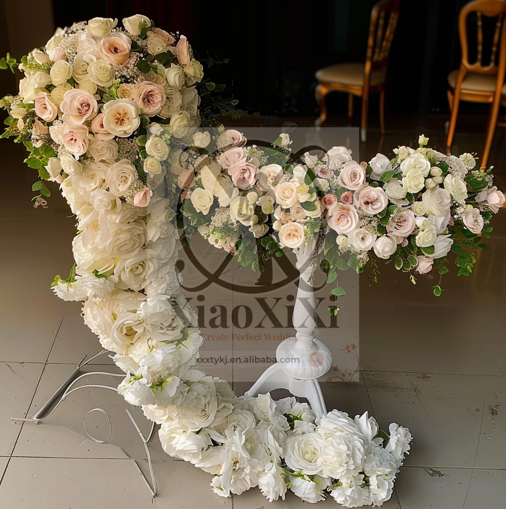 Xinzheng Xiaoxixi Sports Technology Co., Ltd. XXX 2023 Creative Bag Shape Glass Flower Vases for Home Decor Table ornament
