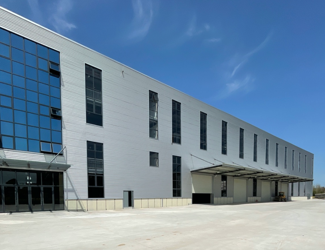 Jiangsu Jiutong Plastic Manufacturing Co., Ltd. factory image 2