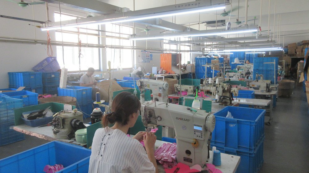 Hangzhou Yiqi Sports Equipment Co., Ltd. Skateboards