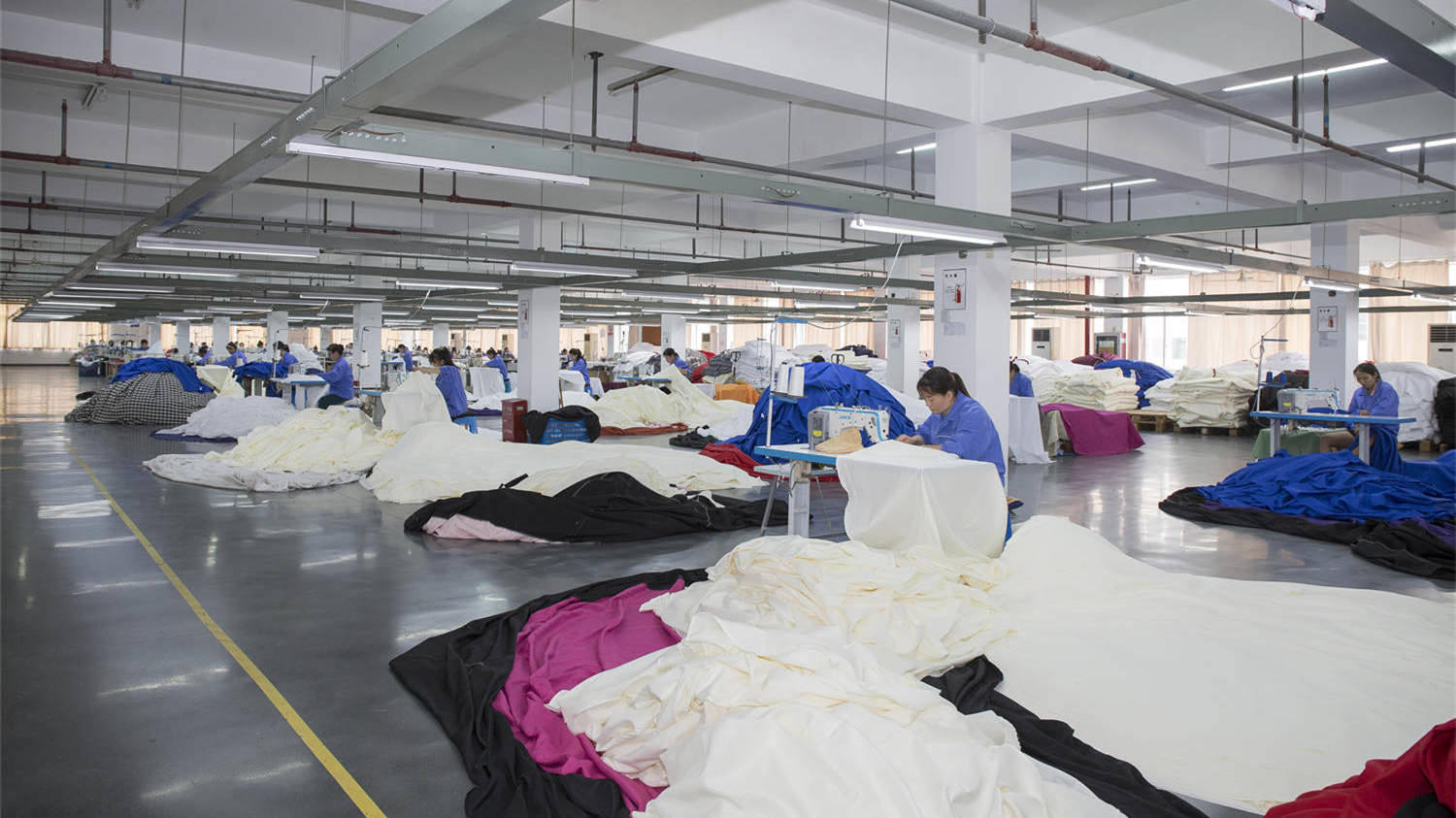 Nantong Huaqin Textile Decoration Co., Ltd. Tablecloths