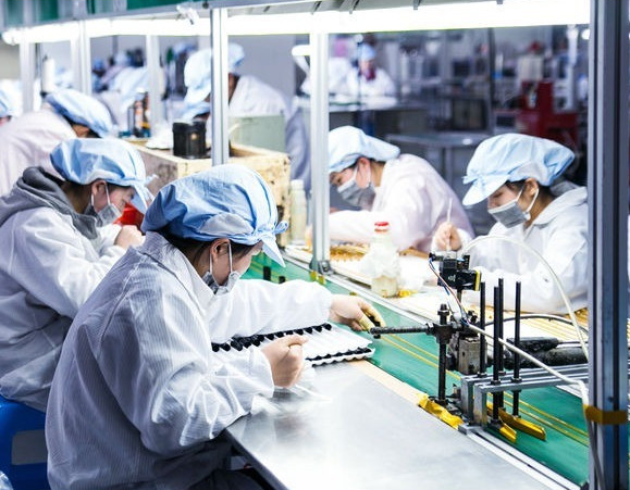 Dongguan Xinyi Technology Co., Ltd. Makeup Mirror