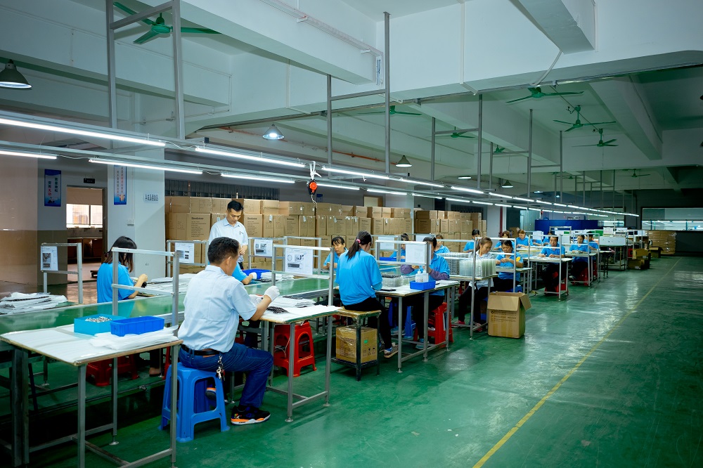 Dongguan Goldenhot Plastic & Hardware Products Co., Ltd. factory image 5