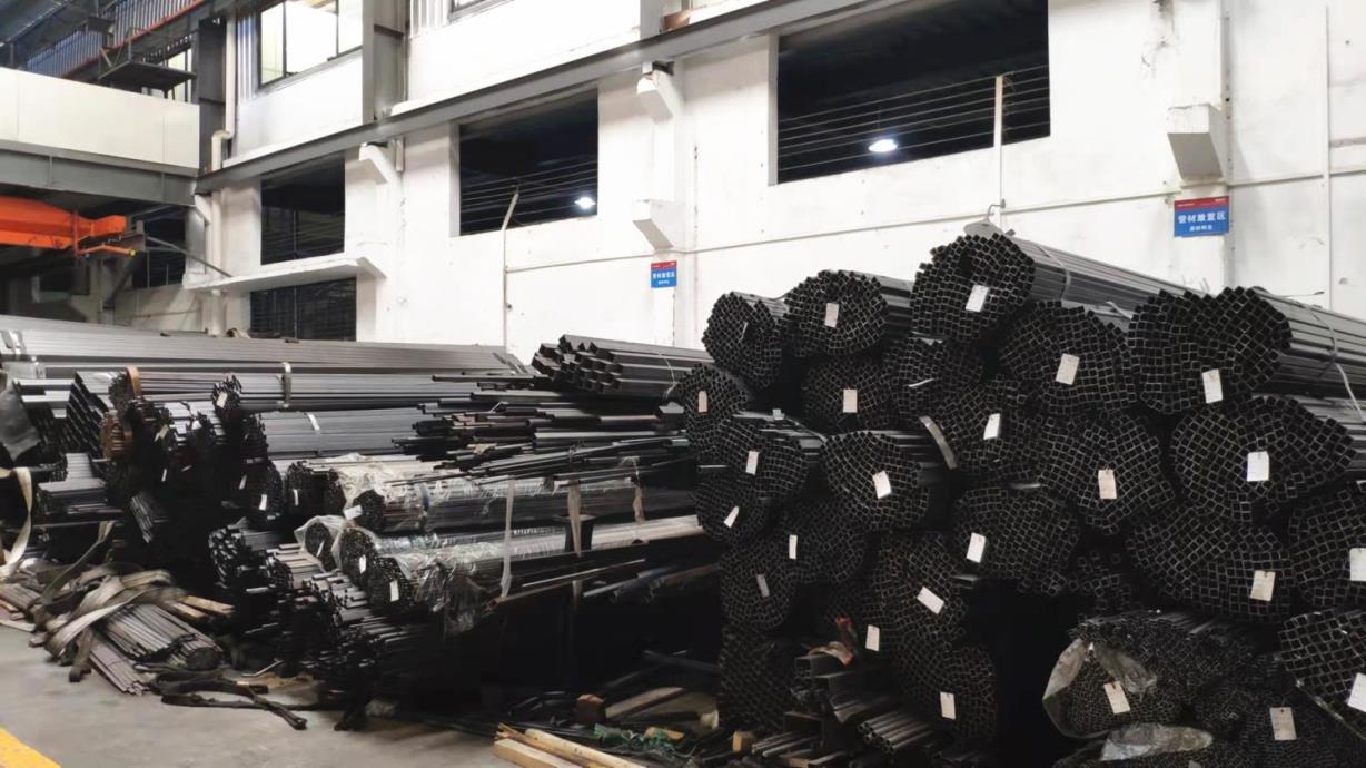 Foshan Nanhai Joyings Metal & Plastic Co., Ltd. Retail Display Racks