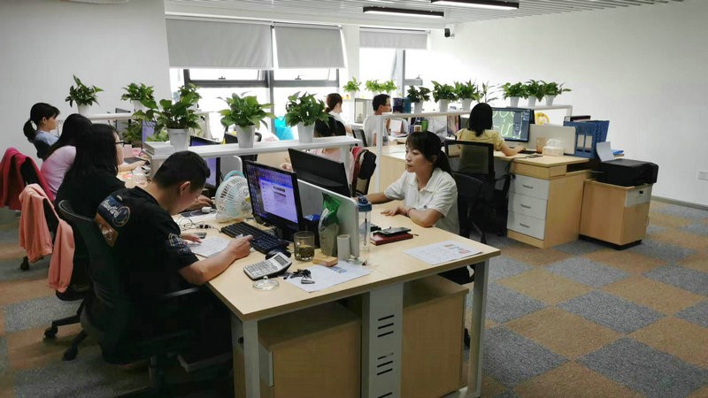 Zhongshan Jingxin Photoelectric Co., Ltd. Neon Mirrors