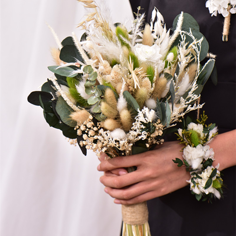 Yunnan Huazhu Trade Co., Ltd. Customized factory supply wholesale wedding bouquet mini dried flowers and plants natural dry flower material to decorate