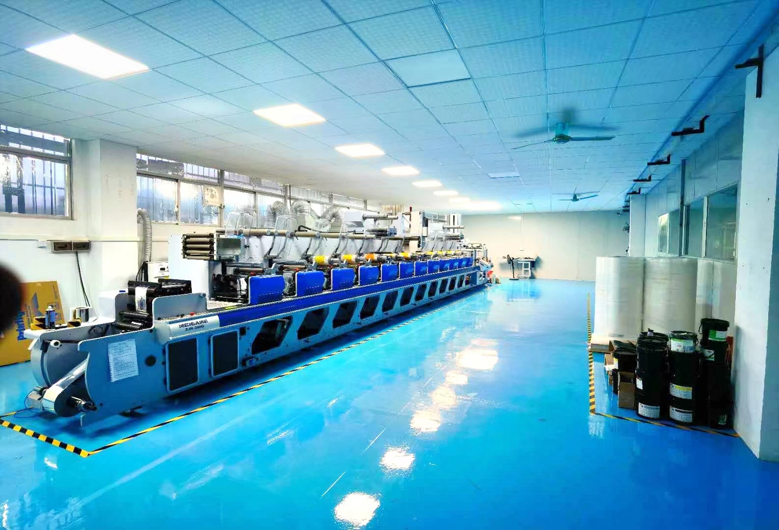 Guangzhou Oneprint Packaging Products Co., Ltd. Adhesive Label