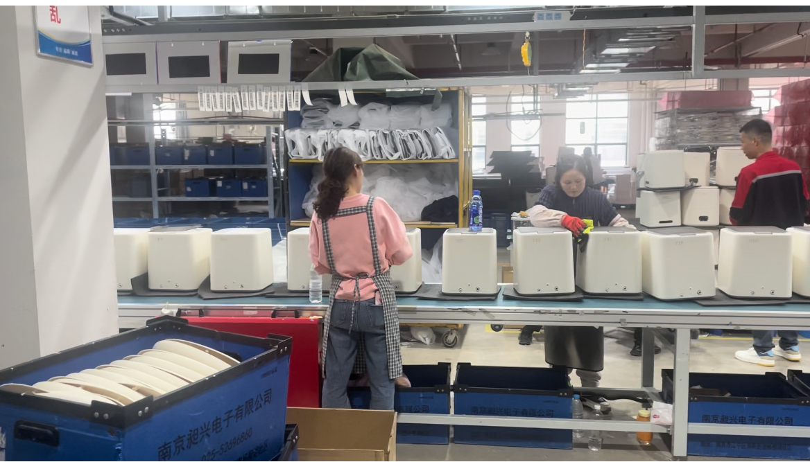 Ningbo Qinyan Trading Co., Ltd. Hiking Backpacks