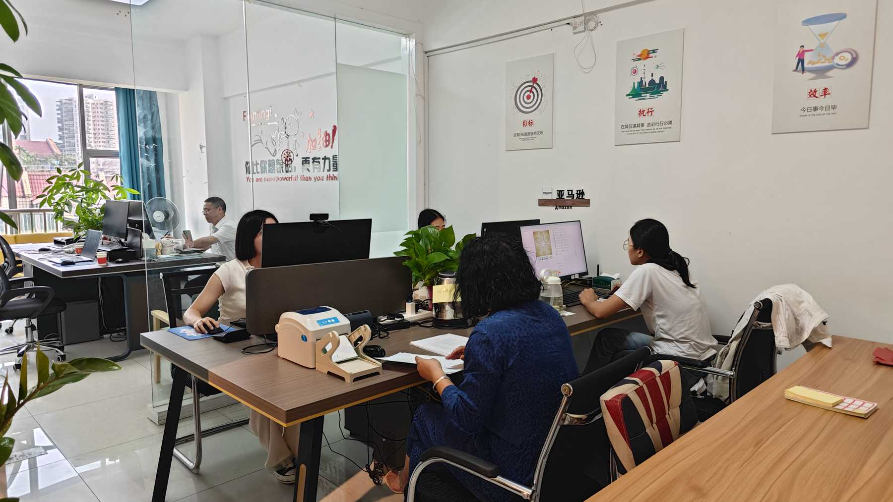 Nanning Hejiayun E-Commerce Co., Ltd. factory image 2