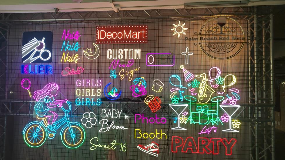 ChangeMade Art & Craft Co., Ltd. Neon Sign