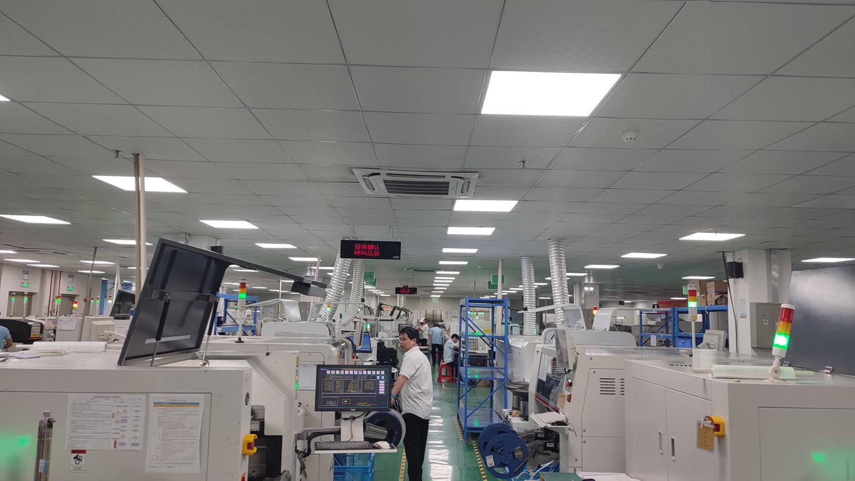 Shenzhen Maxcolor Visual Co., Ltd. factory image 1