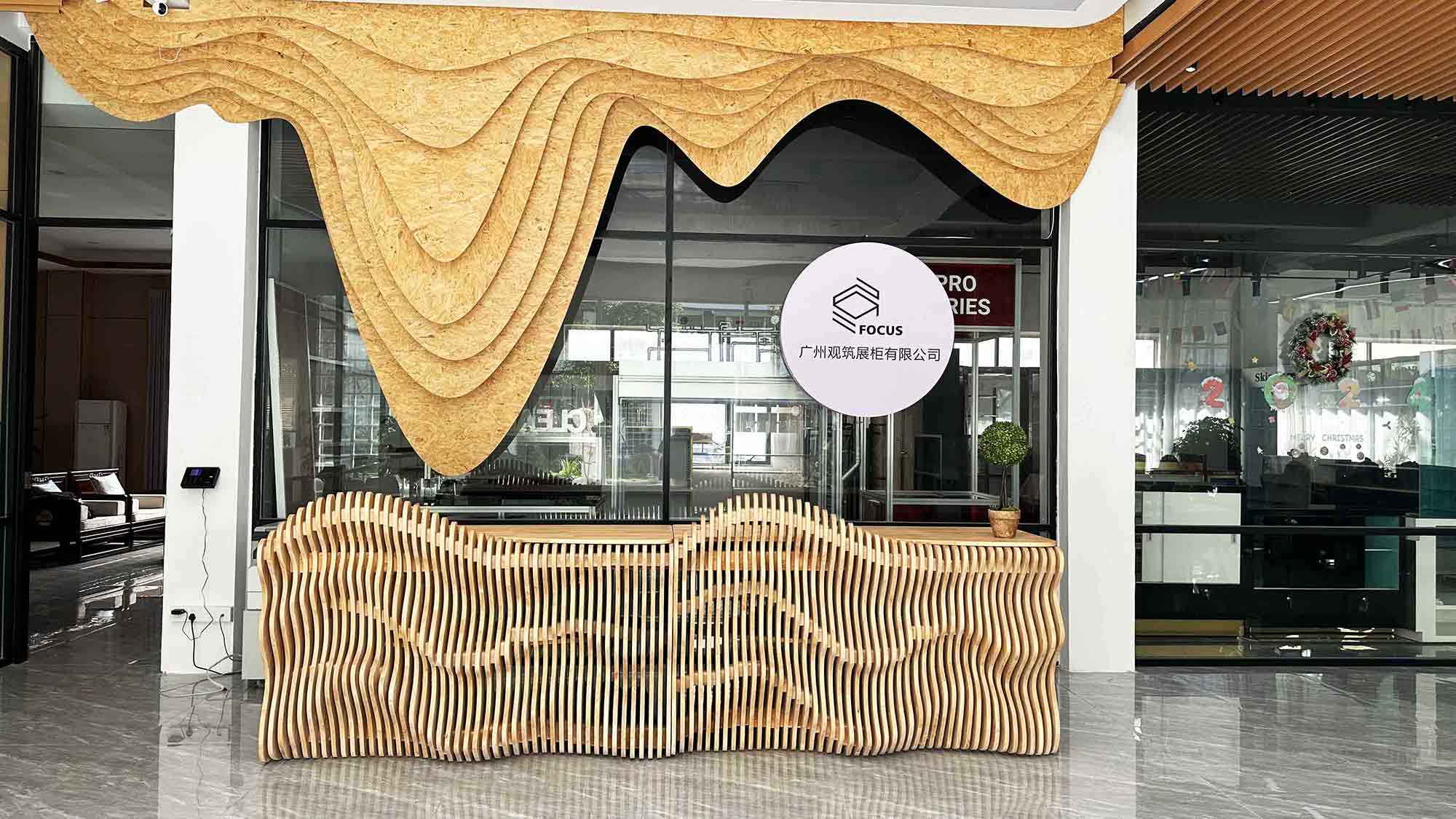 Guangzhou Guanzhu Showcase Co., Ltd. Display Cabinet