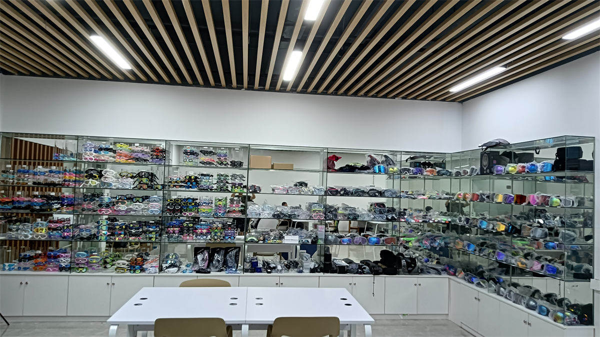 Shenzhen Xinfa Mold Plastic Products Co., Ltd. factory image 3