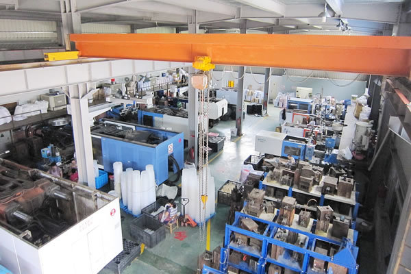 Ningbo Dasheng Daily Products Co., Ltd. Plastic Hanger