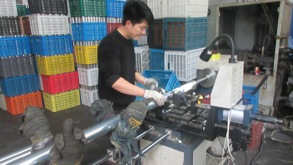 Shenzhen High Quality Industrial Co., Ltd. Stainless Steel Water Bottle