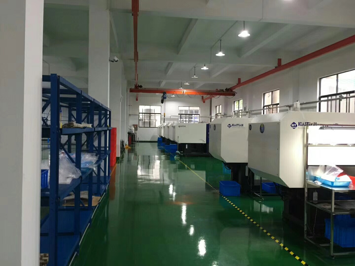 Guangzhou S&T Plastic Co., Ltd. HDPE bottles