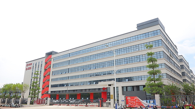 Guangdong Chuangming Sun-Shade Technology Co., Ltd. Roller Blinds