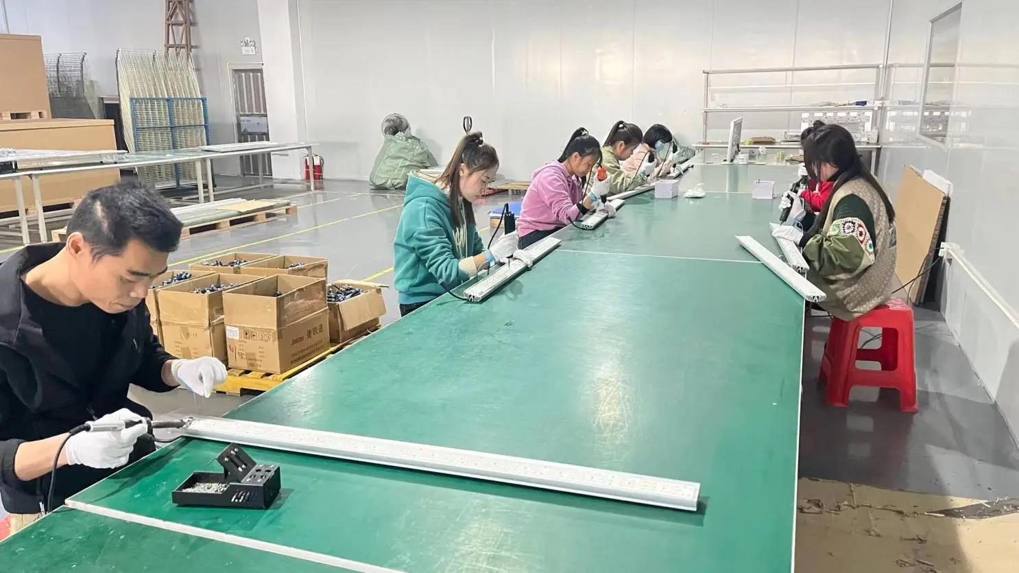 Foshan GrowSpec BioTech Co., Ltd. Aeroponic Grow System