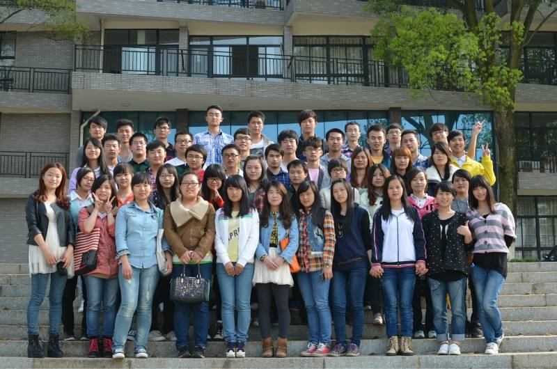 Zhejiang Shenaifei Clothing Co., Ltd. polyester scarf