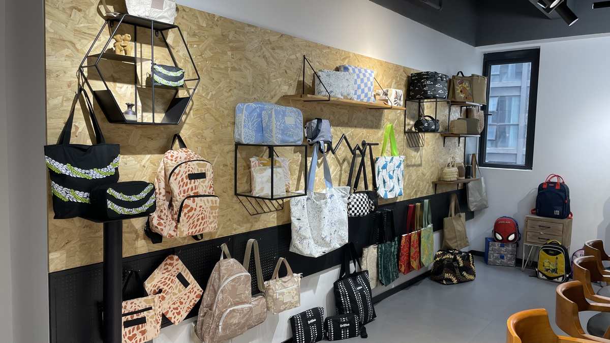 Fuzhou Tedda Bags Co., Ltd. Duffel Bag
