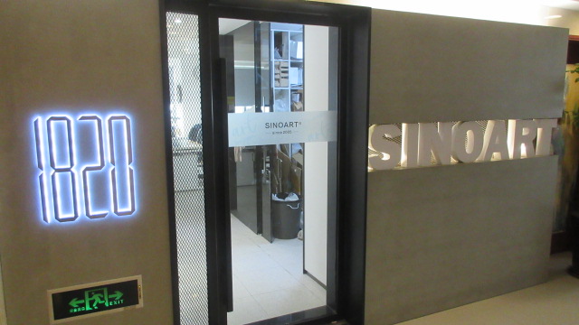 SINOART Shanghai Co., Ltd. Easels