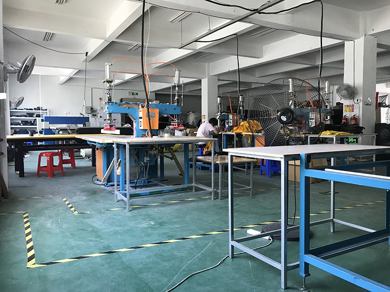Xiamen Win U Outdoor Co., Ltd. Dry Bags
