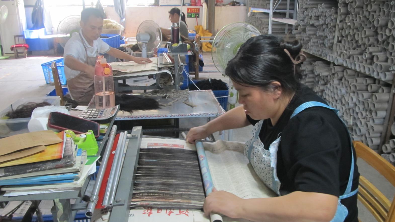 Yuzhou Yibeier Hair Products Co., Ltd. factory image 5