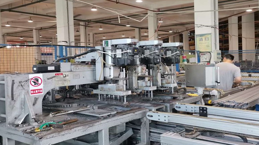 Changzhou Lingtong Imp. & Exp. Co., Ltd. Exhibition Display