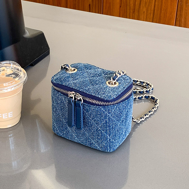Wholesale New Fashion Small Shoulder Purse And Handbags Luxury Designer Long Chains Mini Denim Crossbody Box Bag