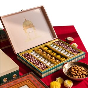 Custom Logo Luxury Valentine Gift Display Wooden Chocolate Gift Boxes