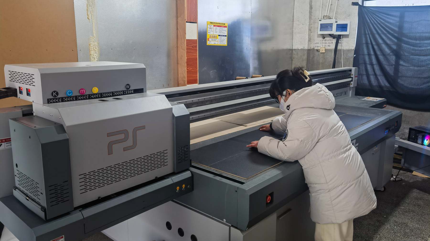 Hangzhou Yukang Packaging Materials Co., Ltd. Flight Case