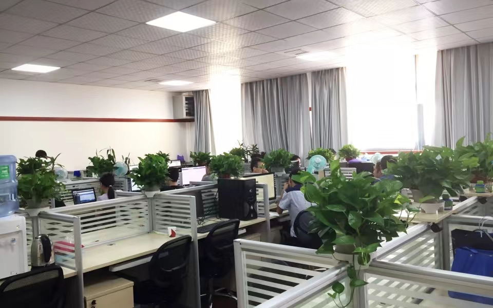 Anyang City Longan District Pingan Spark Craft Gift Factory factory image 1