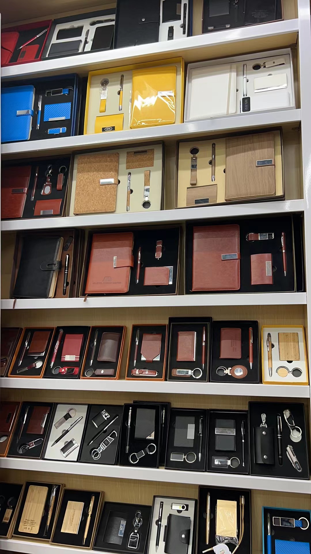 Yiwu Hemengyuan Import And Export Co., Ltd. notebook