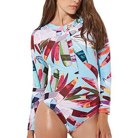 Women's surfing wetsuits, comfortable fitting with long sleeves