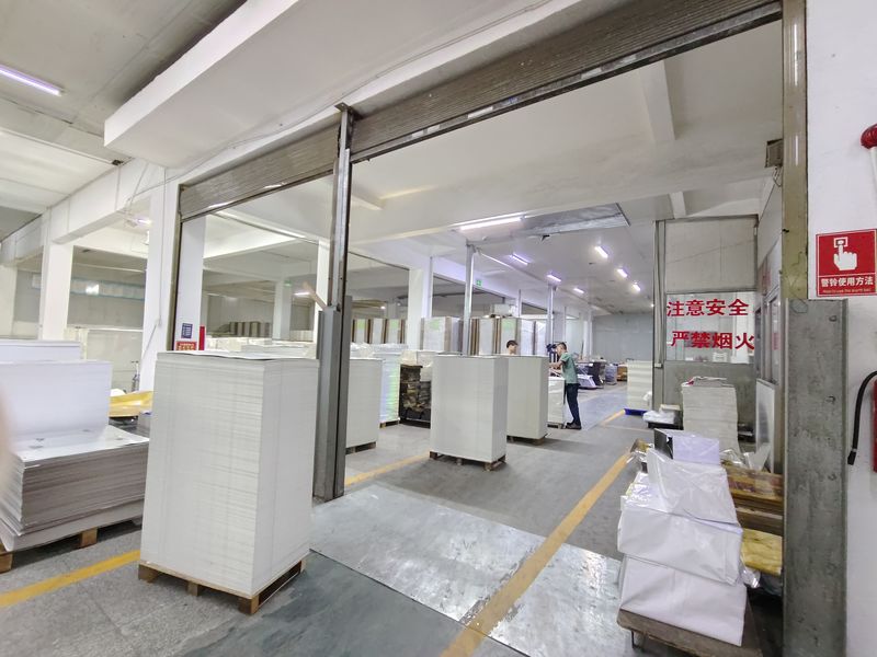 Wenzhou Guchen Crafts and Gifts Co., Ltd. non-woven bag