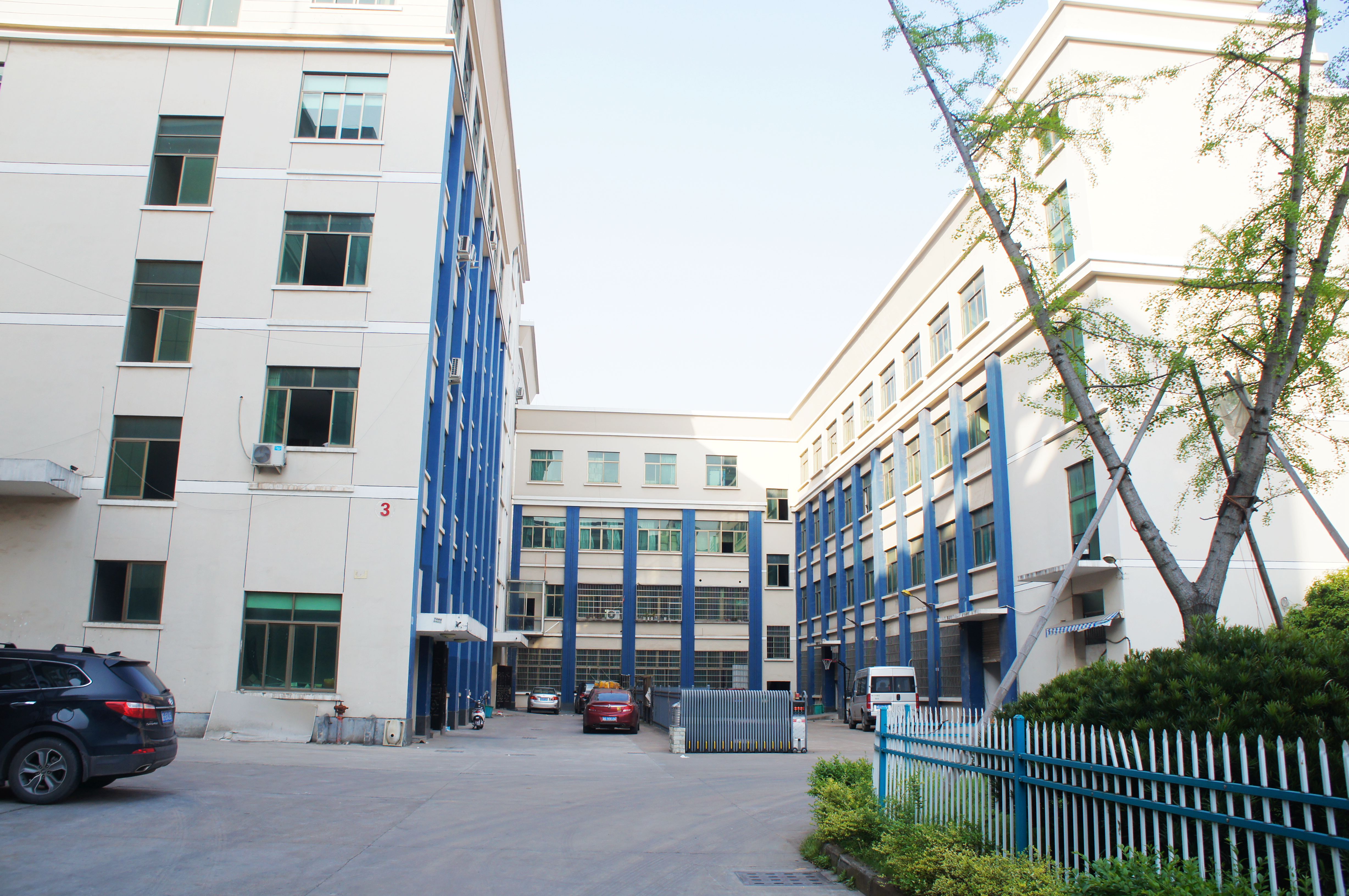 Yiwu Feilong Plastic Co., Ltd. plastic box