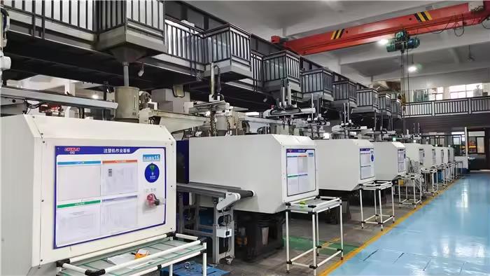 Taizhou Huangyan Xinchunlin Industry & Trade Co., Ltd. Borosilicate Glass Bottle