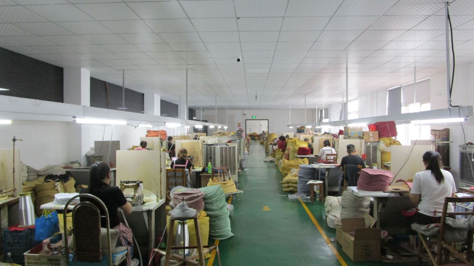 Ningbo Yinzhou Yichuan Artware Co., Ltd. PP PLACE-MATS