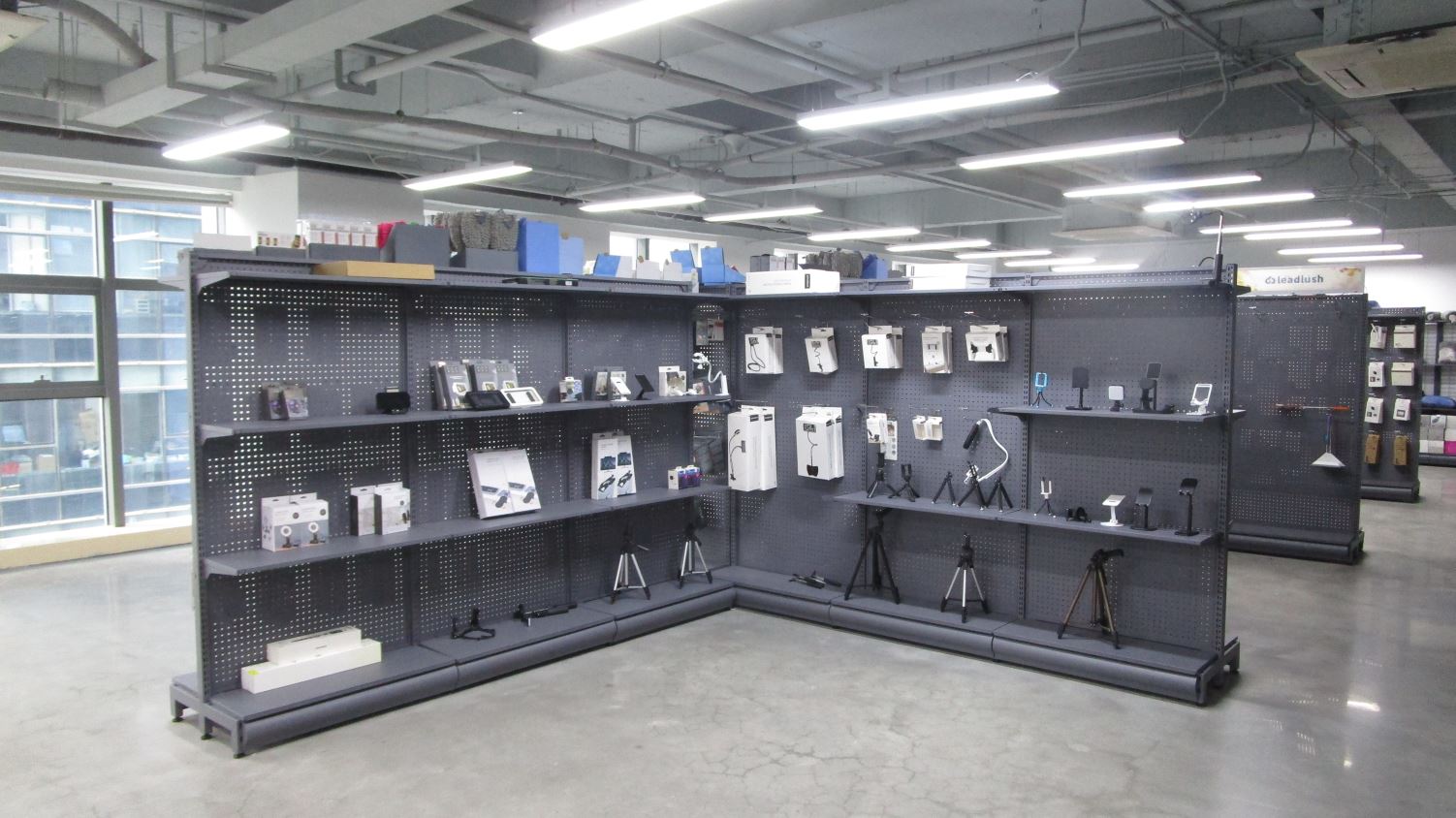 Ningbo Yinzhou LeadLush Imp & Exp Co., Ltd. Neck massagers