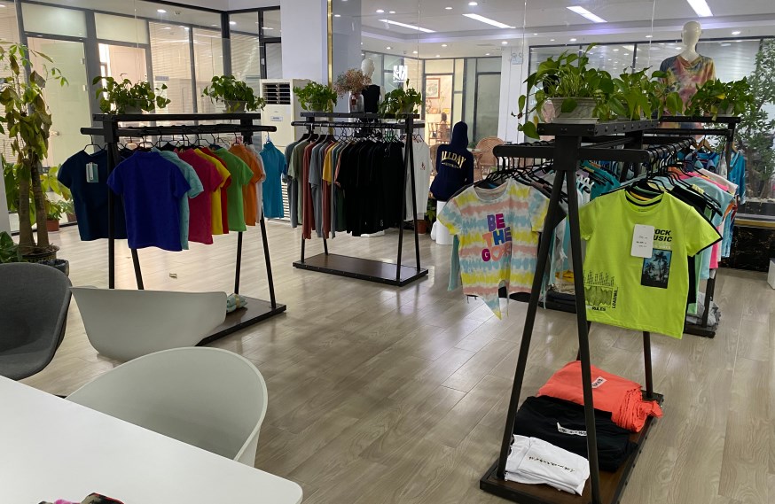 Jiangxi Qiao Man Clothing Co., Ltd. shorts