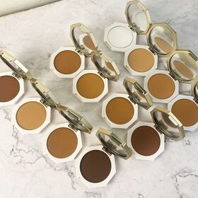 Private label vegan matte pressed powder 8colors full coverage spf  bronzer gold dust powder