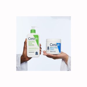 CeraVe Organic Moisturizing Cream Daily Use Facial Cleanser and Body Lotion for Dry Skin Foam Form