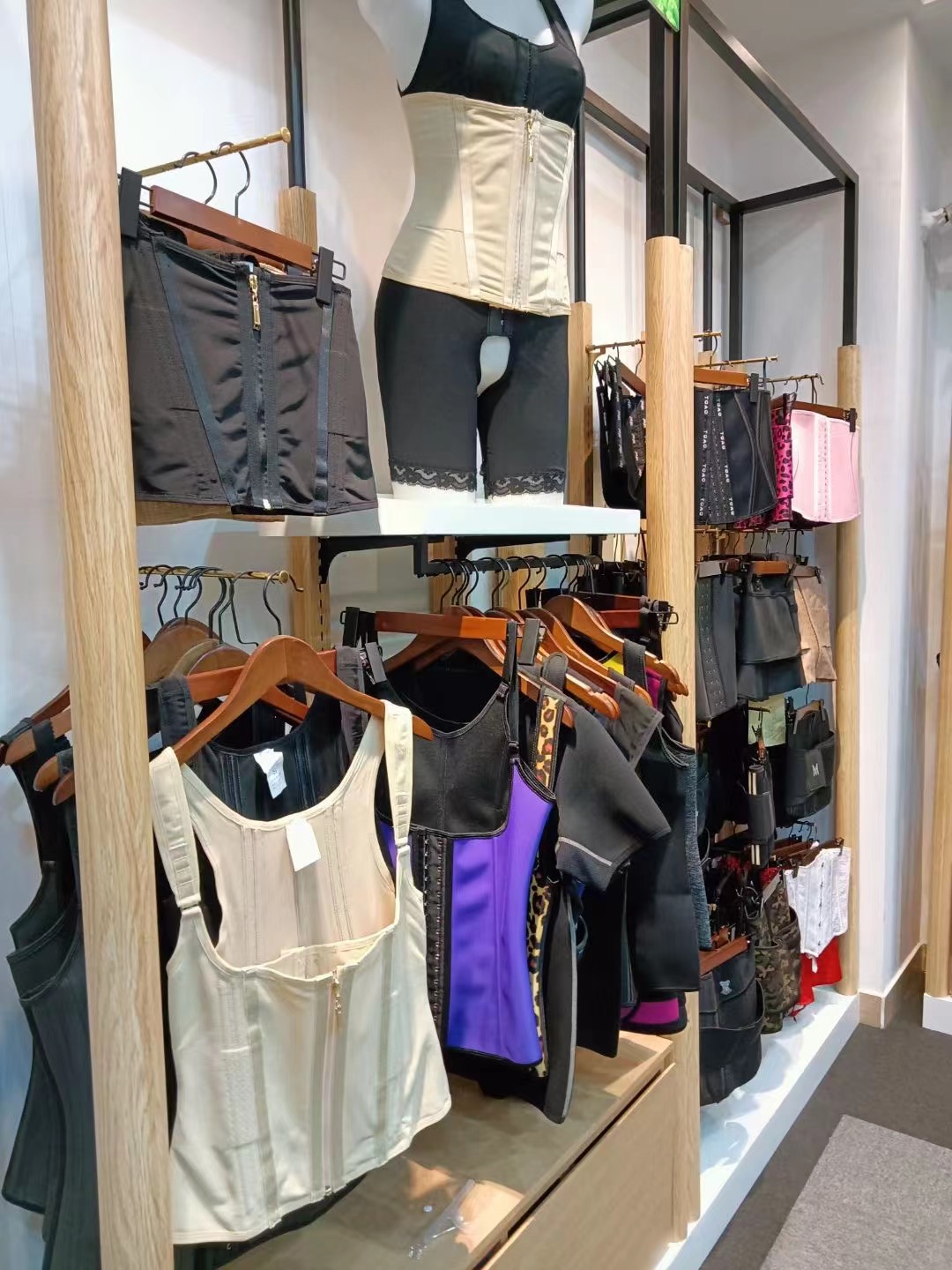 Shantou Chaorong Clothing Co., Ltd. Fajas Shapewear