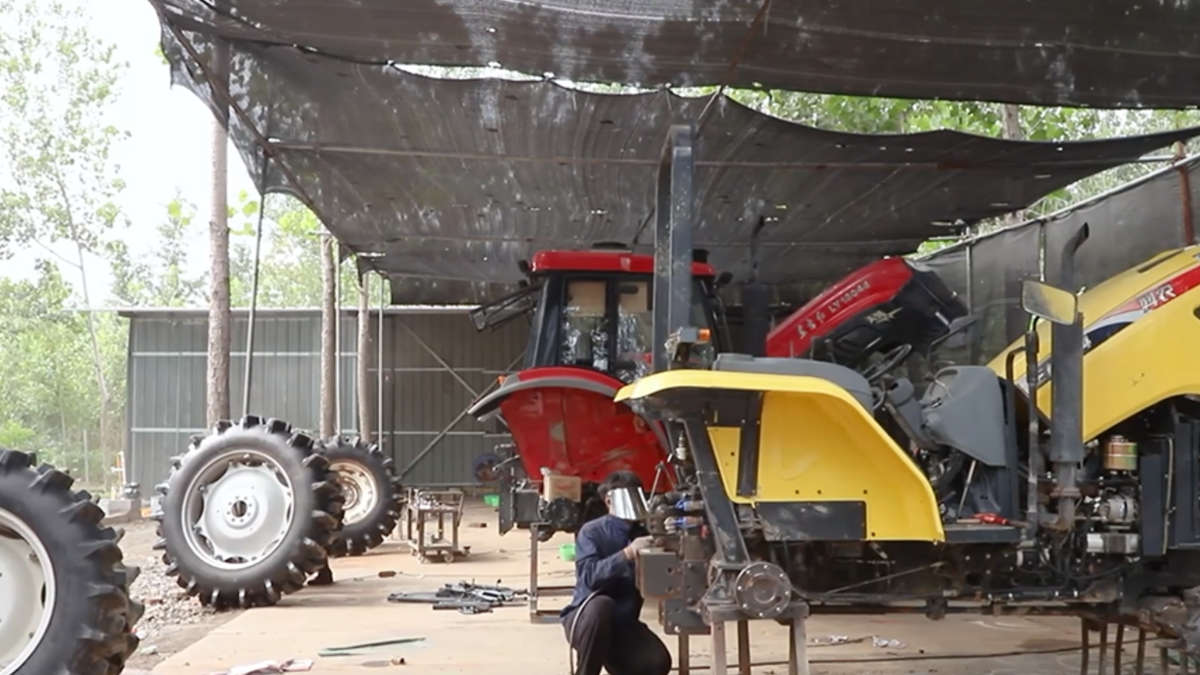 Linyi Zhonghe International Trade Co., Ltd. Square Baler